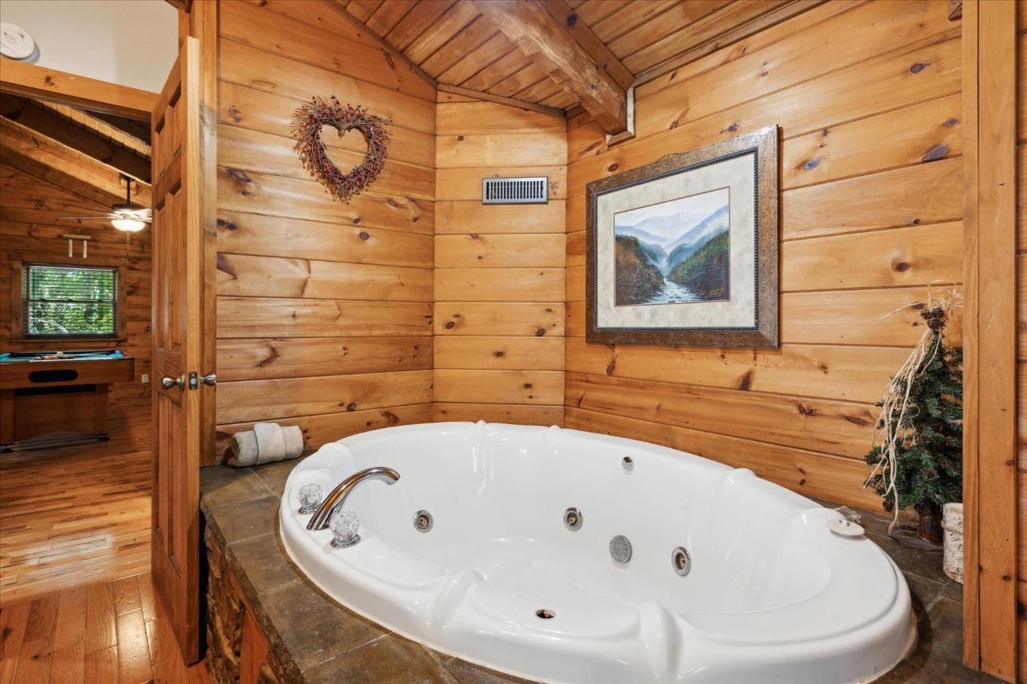 A Charming Cabin, Pool, Firepit, Hot Tub-Jacuzzi Gatlinburg Eksteriør bilde